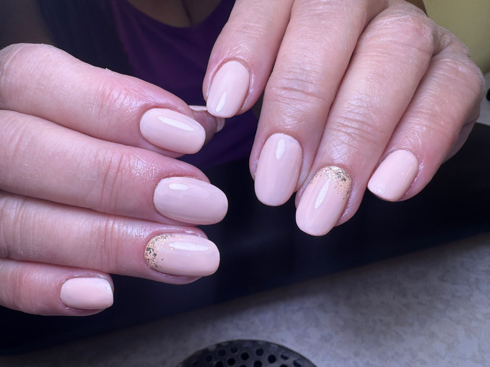 Nagelstudio in Schlưchtern
